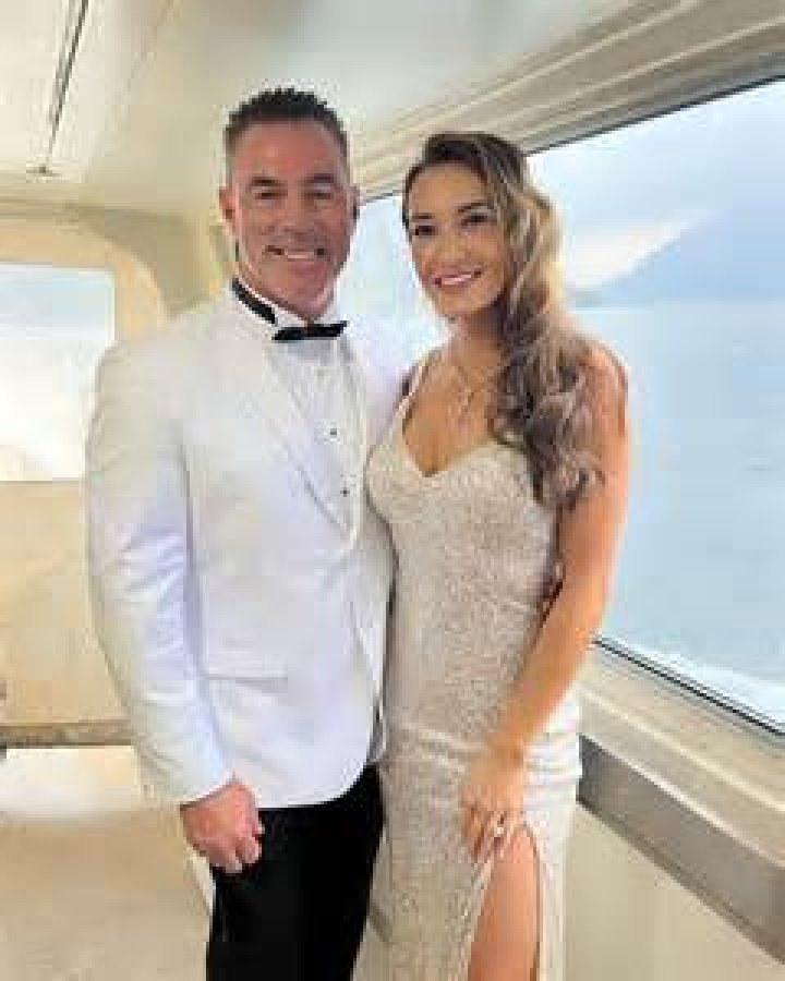 Why Is Jim Edmonds Selling His House? The Inside Story