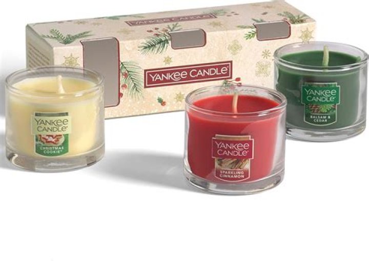 Yankee Candle Set of 3 Christmas Fragranced Large Jars QVC UK