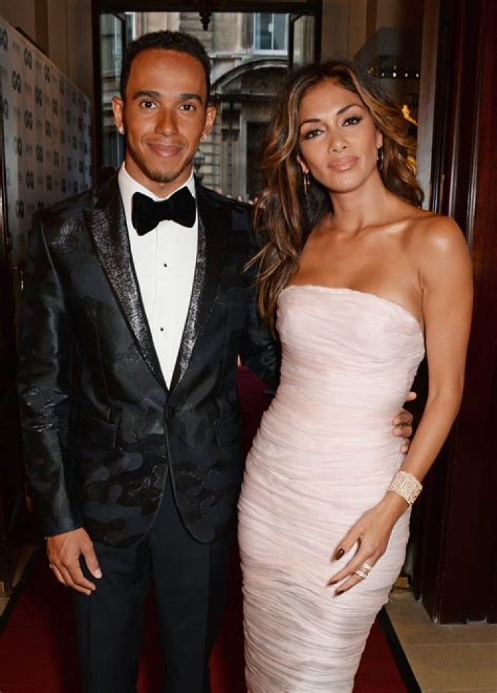 Years After Nicole Scherzinger Split, Lewis Hamilton Publicly Makes a Move to
Creep Back Into Engaged Pussycat Doll’s Life
